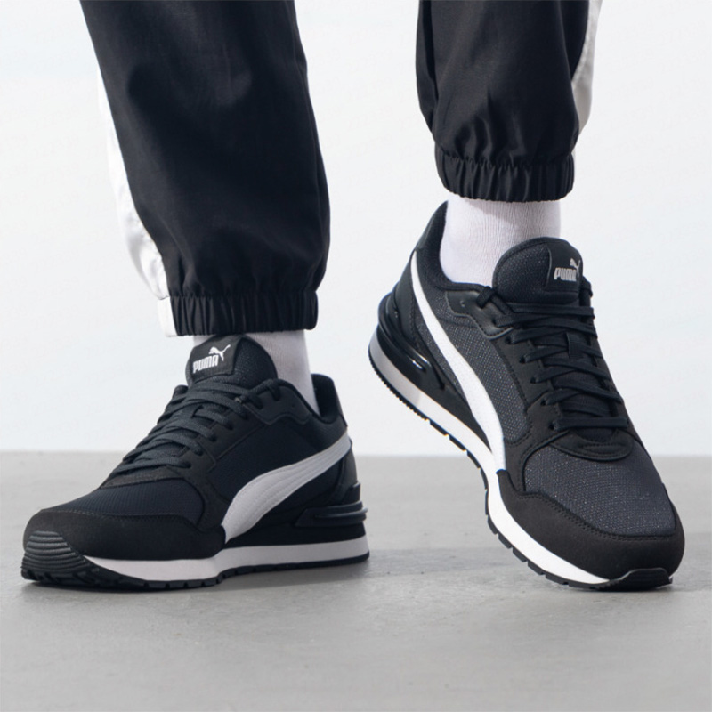 プーマ正規品 メンズ＆レディース ロートップ クラシック 軽 - Puma Shoes Suede Classic のレビューと価格